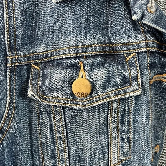 Vintage Gap Blue Denim Front Pocket Short Jacket Cotton Medium - Picture 3 of 7
